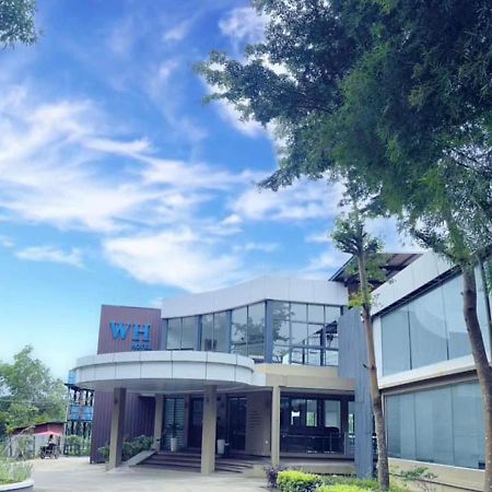 Wh ホテル&サービス アパートメント Thanlyin エクステリア 写真